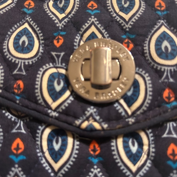 Vera Bradley Wristlet in Marrakech Motifs design - Picture 3 of 4
